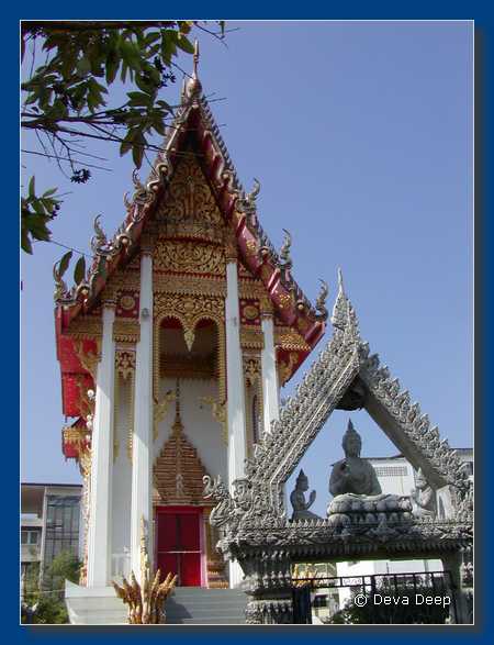 Ubon Ratchathani Wat Luang 20031216 -3